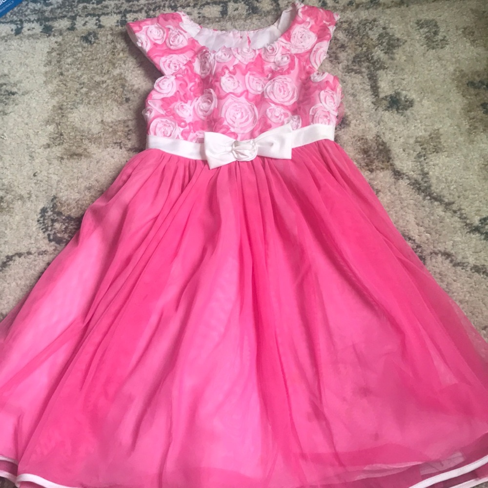 Pink floral puffy dress